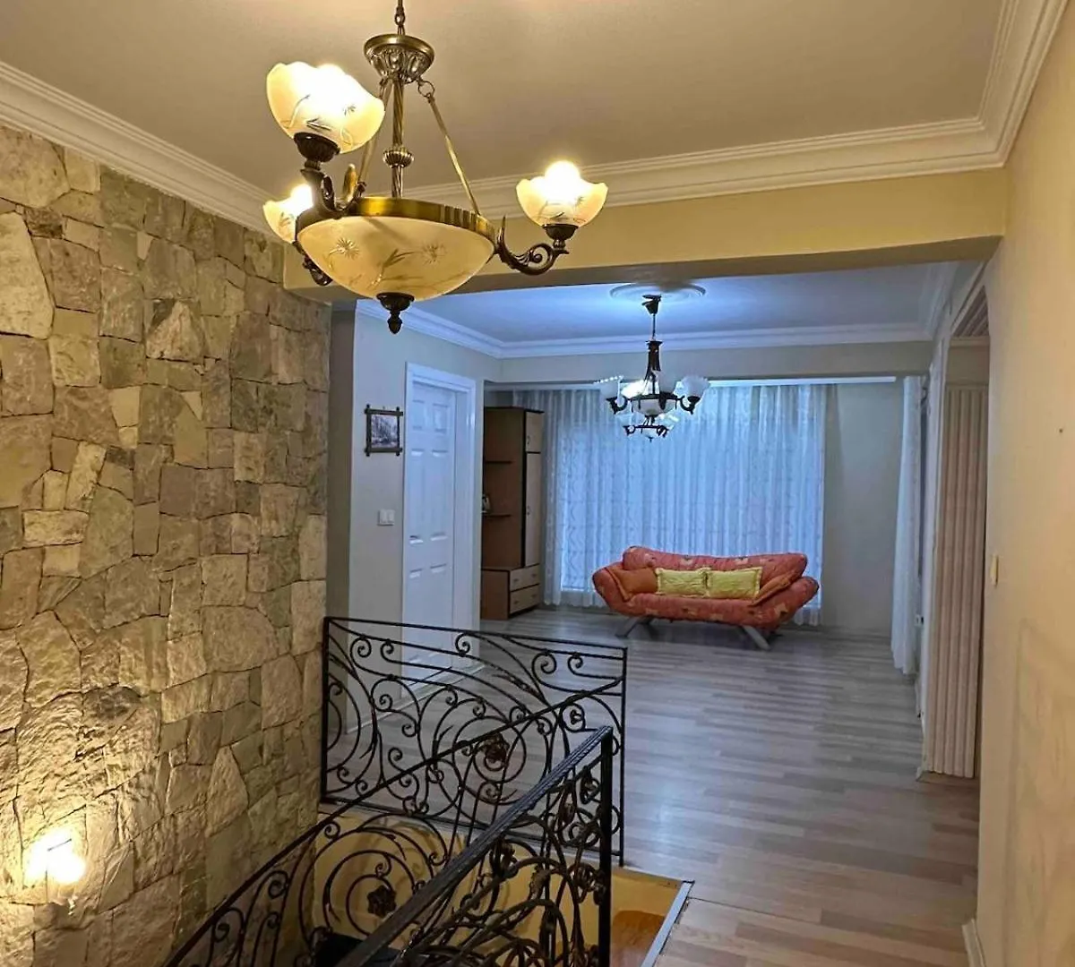 Muhtesem Havuzlu Villa 세페리히사르