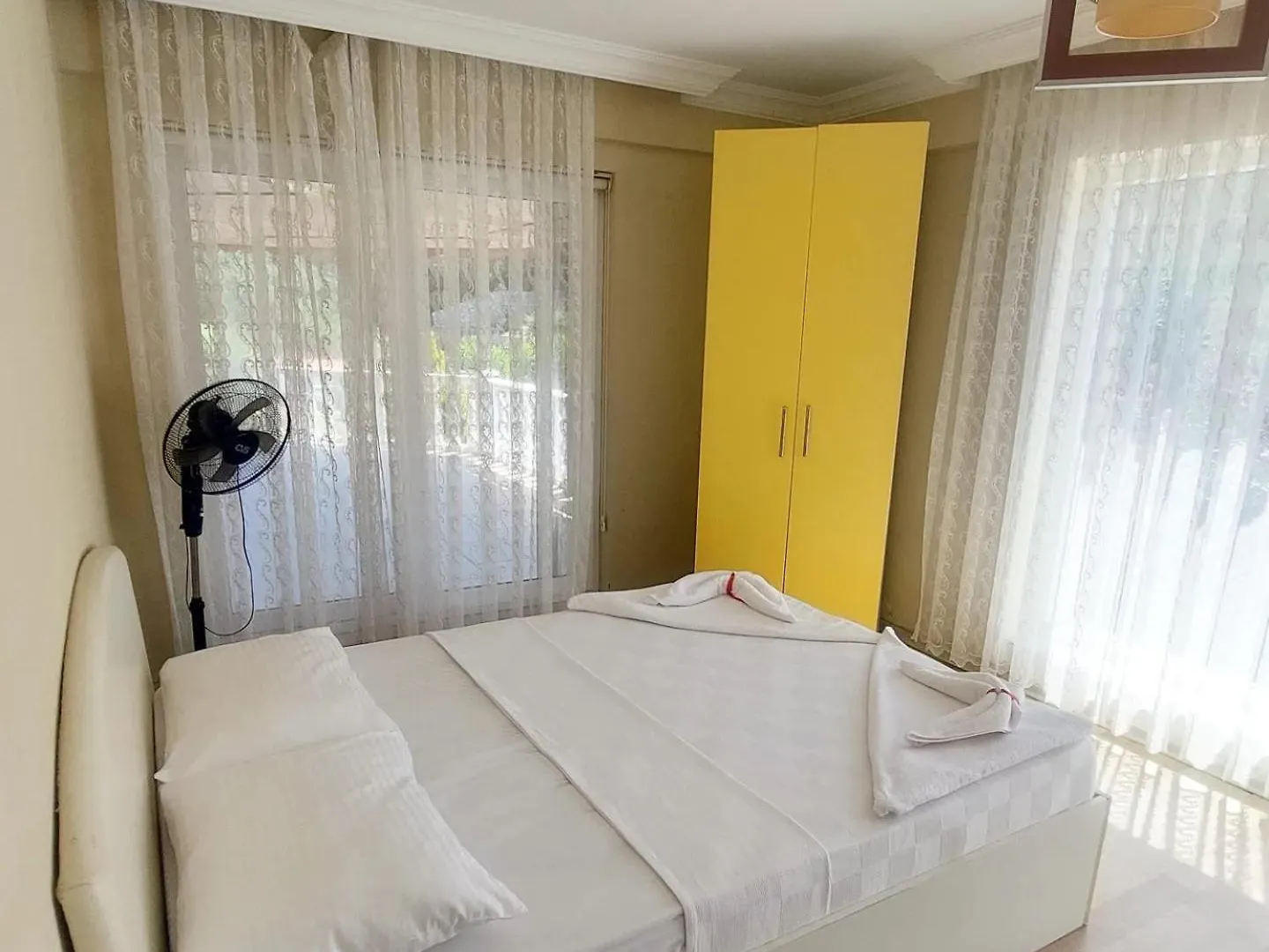 Muhtesem Havuzlu Villa Seferihisar Turcja